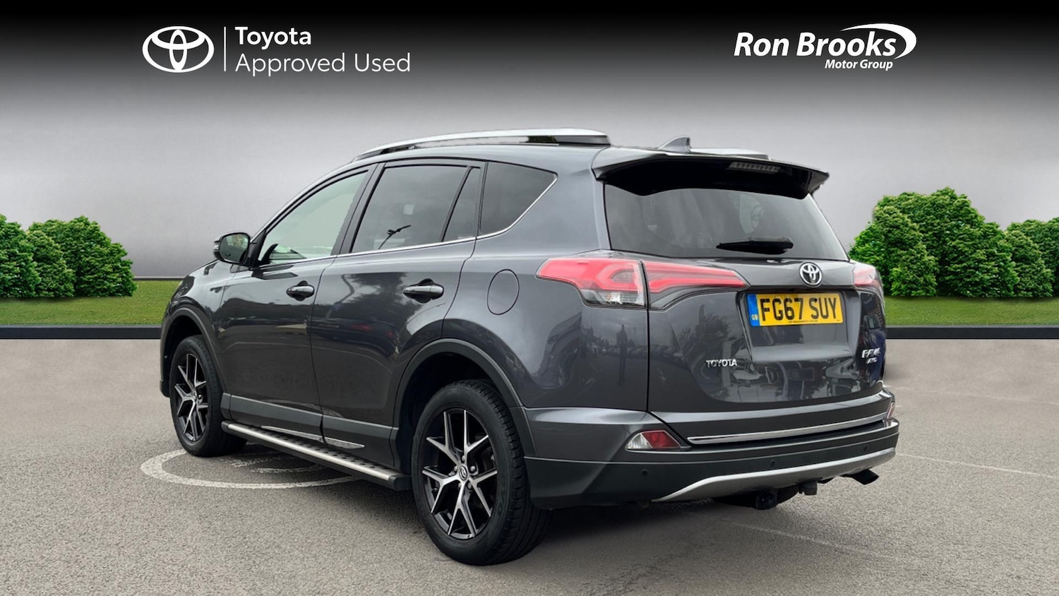 Used Toyota RAV4 2017 for sale - 76122413: Photo 4