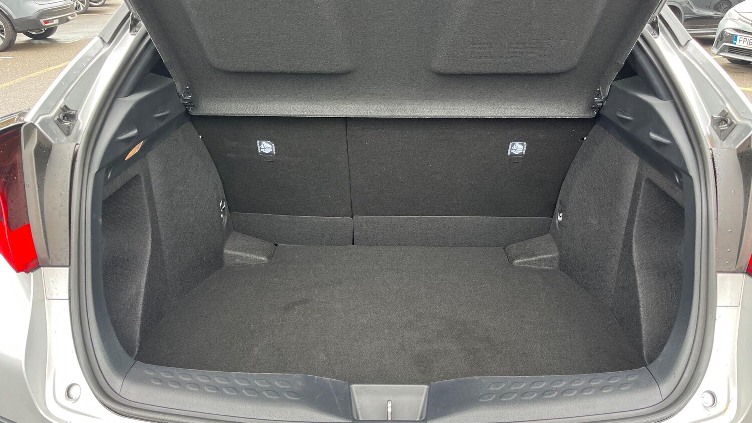 Used Toyota C-HR 2023 for sale - 76072110: Photo 14