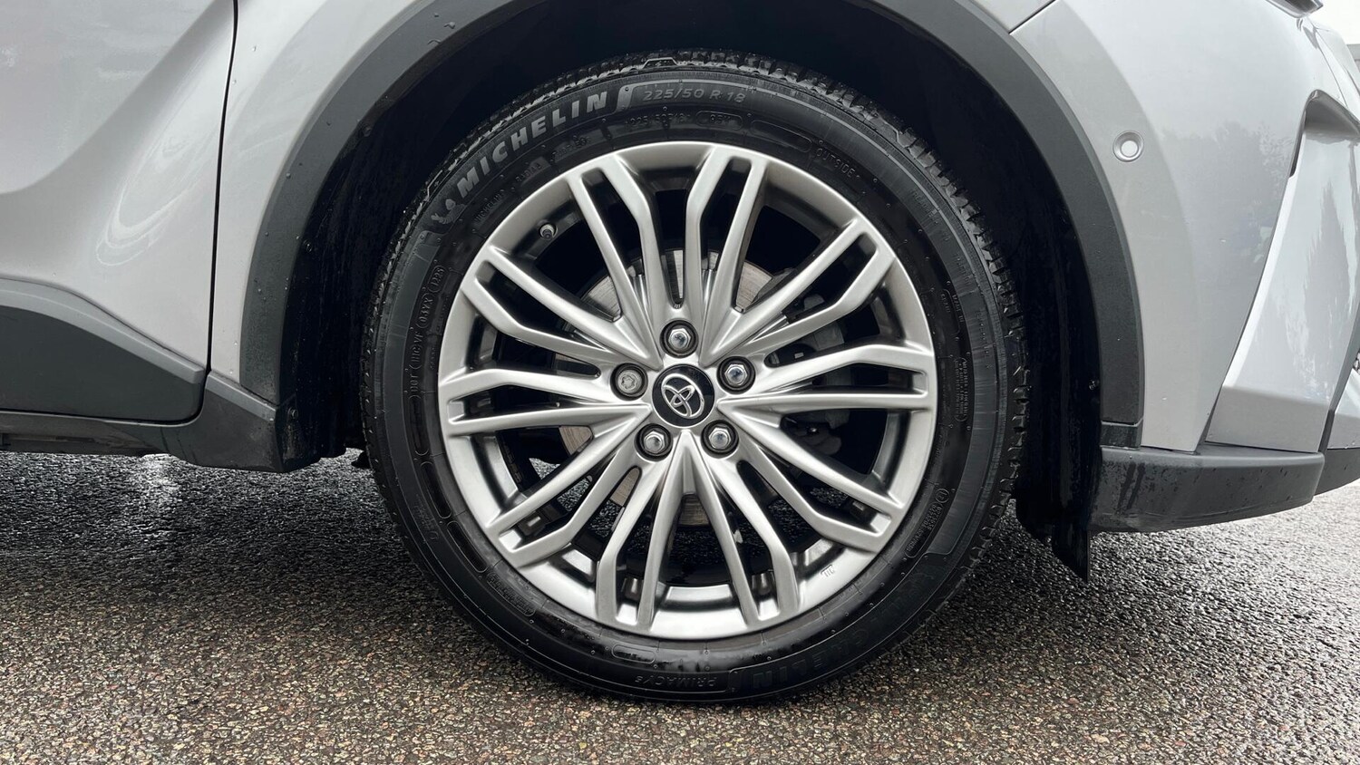 Used Toyota C-HR 2023 for sale - 76072110: Photo 18