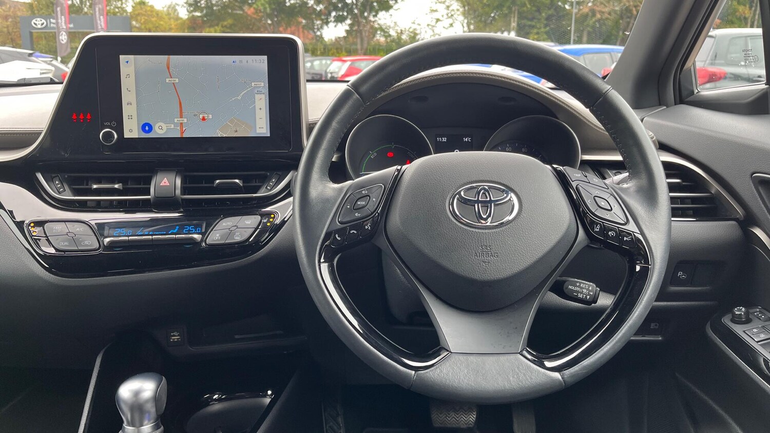 Used Toyota C-HR 2023 for sale - 76072110: Photo 6