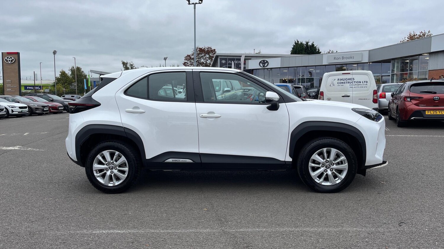 Used Toyota Yaris Cross 2024 for sale - 76283057: Photo 16