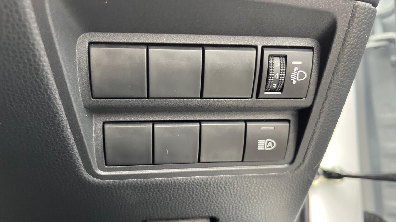 Used Toyota Yaris Cross 2024 for sale - 76283057: Photo 20