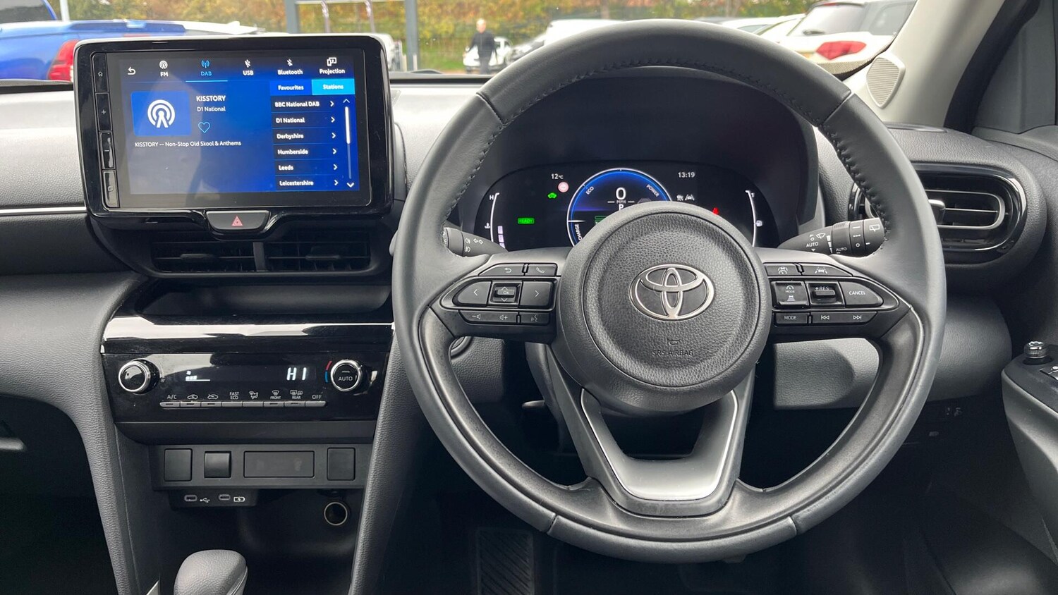 Used Toyota Yaris Cross 2024 for sale - 76283057: Photo 6