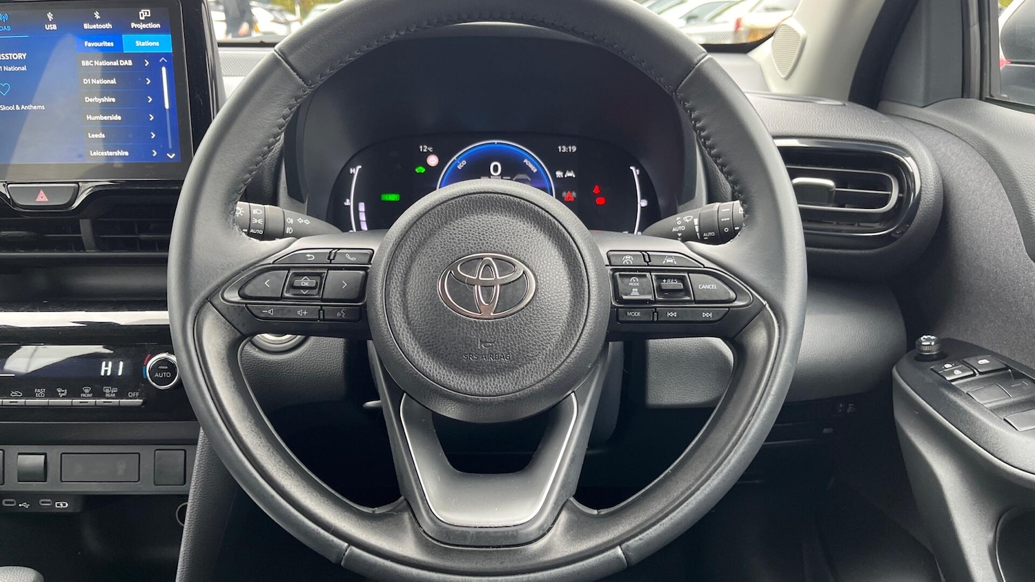 Used Toyota Yaris Cross 2024 for sale - 76283057: Photo 8