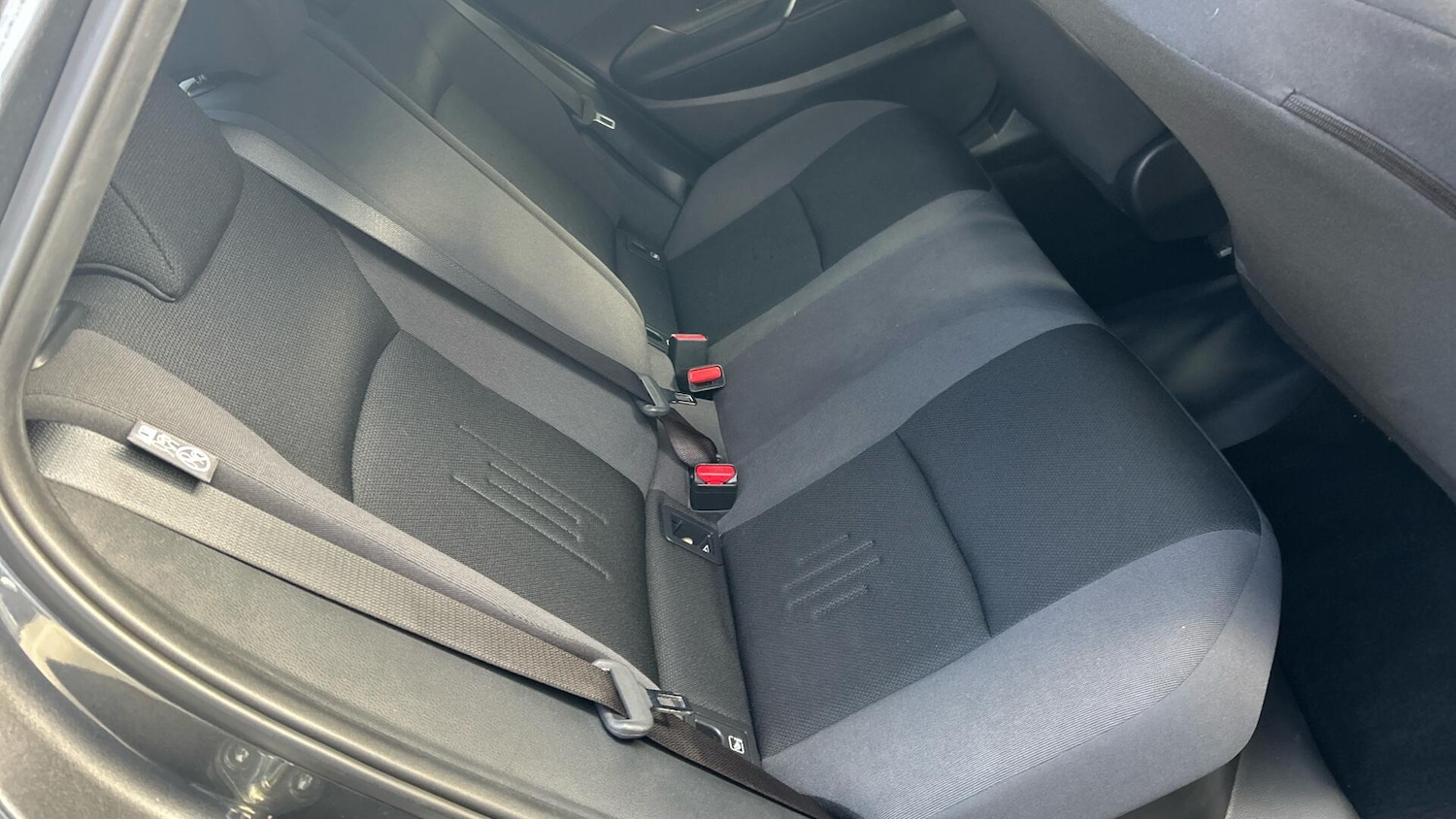 Used Toyota C-HR 2024 for sale - 76824398: Photo 22