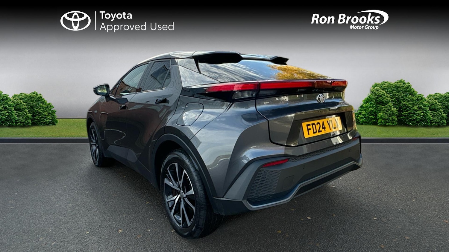 Used Toyota C-HR 2024 for sale - 76824398: Photo 4