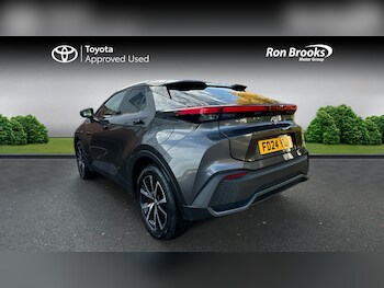 Used Toyota C-HR 2024 for sale - 76824398: Photo