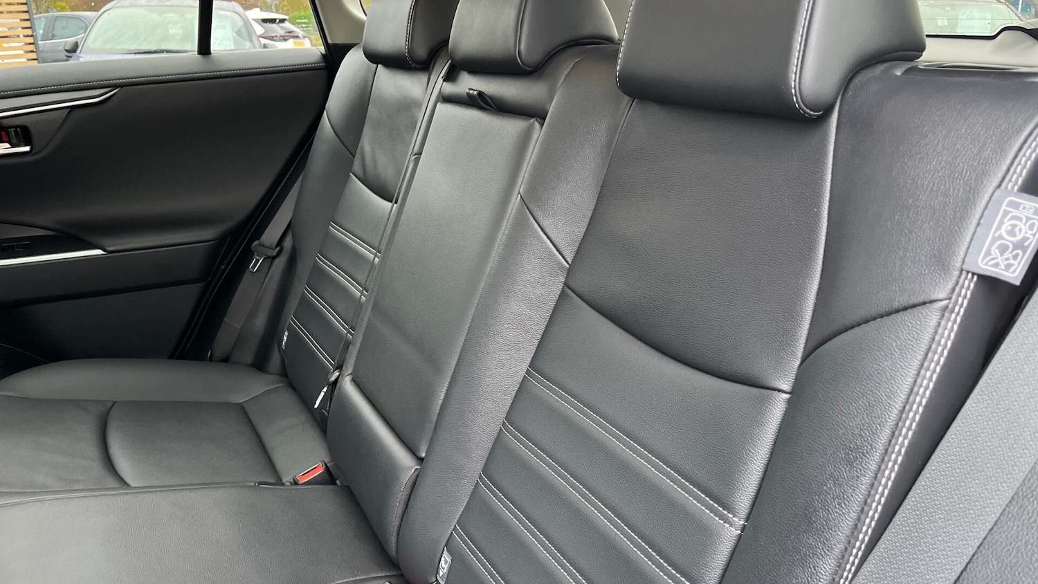 Used Toyota RAV4 2023 for sale - 76562094: Photo 13