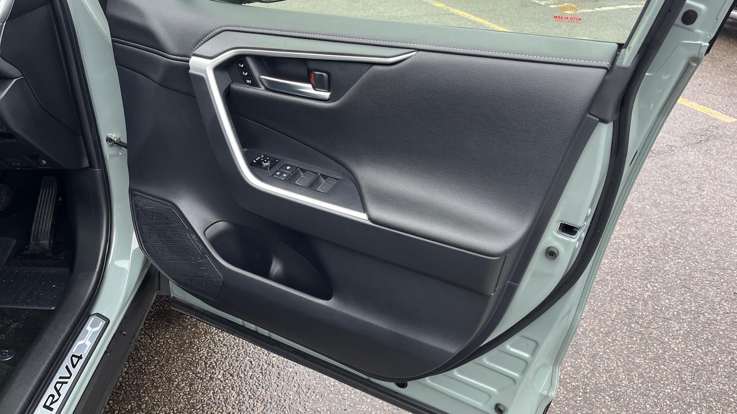 Used Toyota RAV4 2023 for sale - 76562094: Photo 23