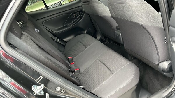 Used Toyota Yaris Cross 2023 for sale - 76175405: Photo 12