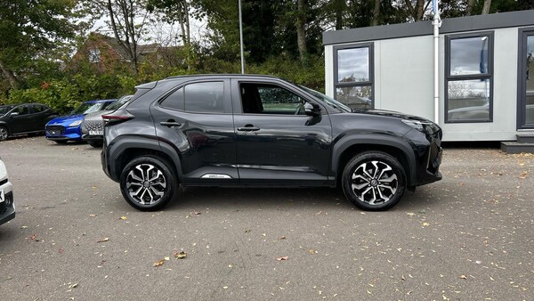 Used Toyota Yaris Cross 2023 for sale - 76175405: Photo 16