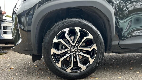 Used Toyota Yaris Cross 2023 for sale - 76175405: Photo 18