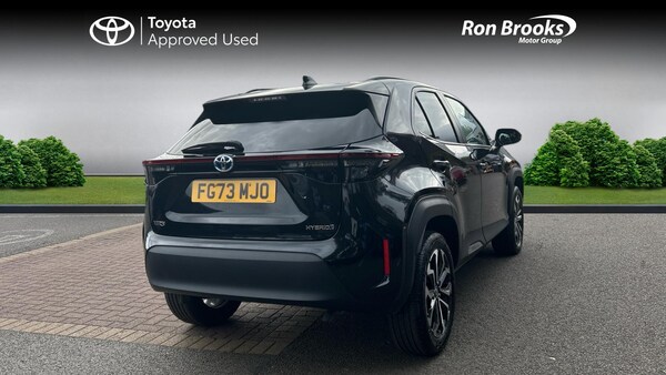 Used Toyota Yaris Cross 2023 for sale - 76175405: Photo 2