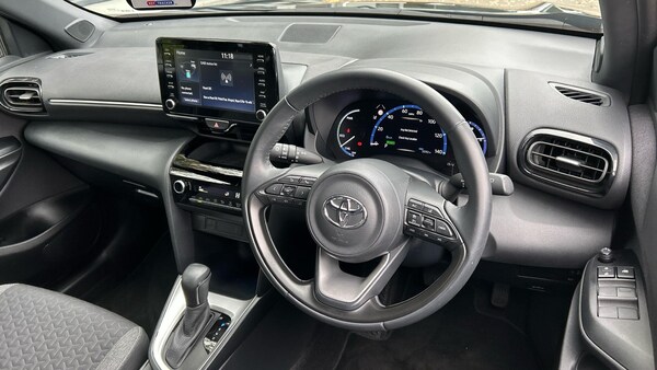 Used Toyota Yaris Cross 2023 for sale - 76175405: Photo 5