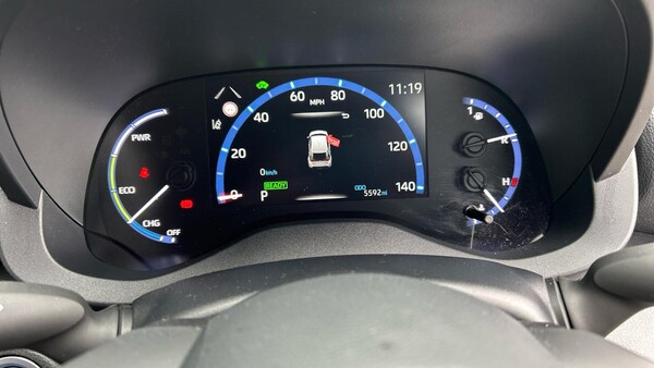 Used Toyota Yaris Cross 2023 for sale - 76175405: Photo 9