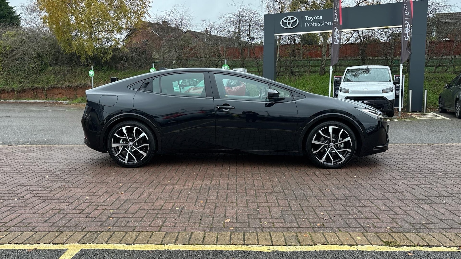 Used Toyota Prius 2024 for sale - 76823397: Photo 16