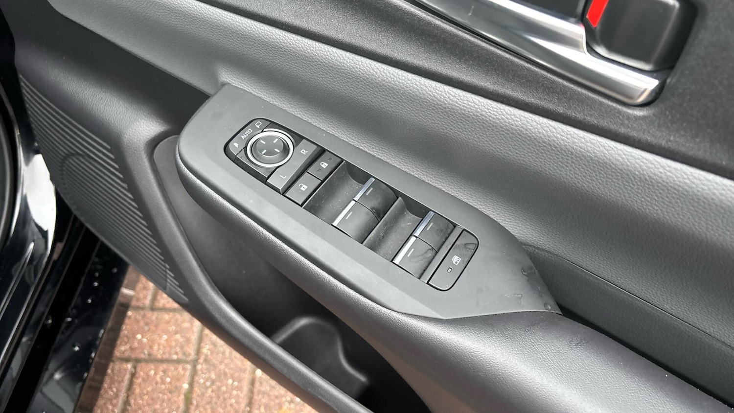 Used Toyota Prius 2024 for sale - 76823397: Photo 20