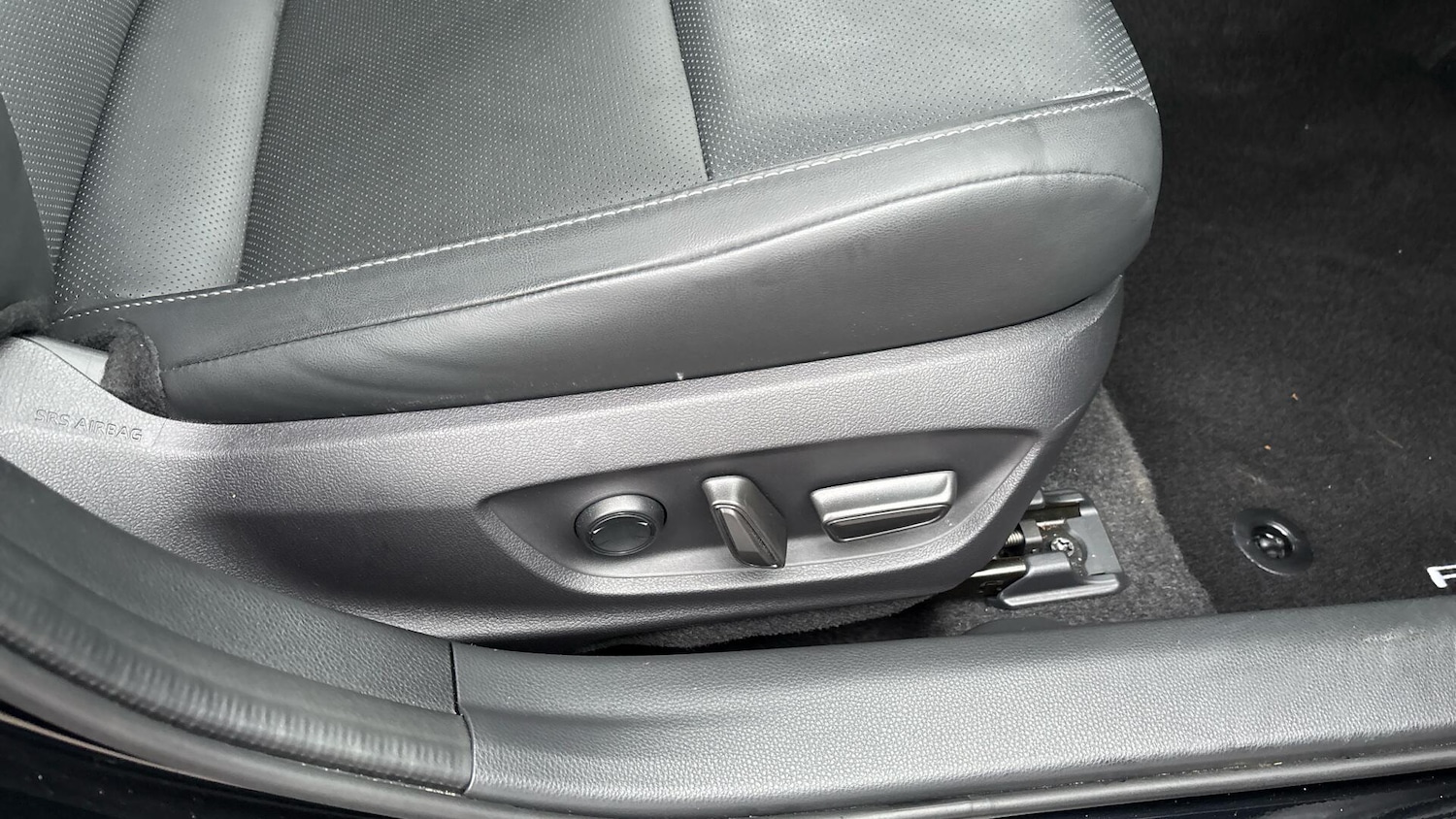 Used Toyota Prius 2024 for sale - 76823397: Photo 22