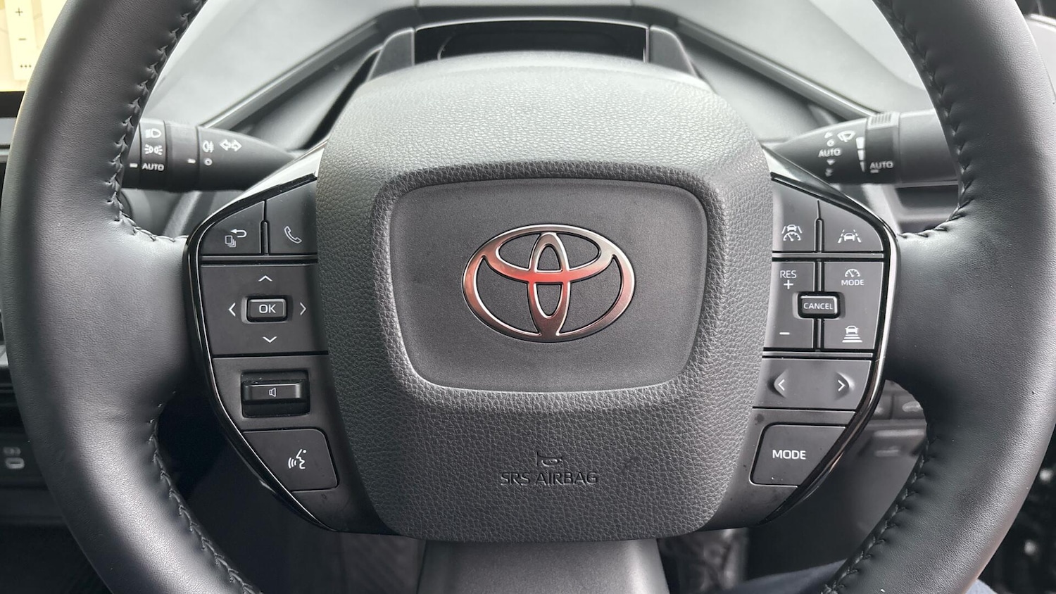 Used Toyota Prius 2024 for sale - 76823397: Photo 23