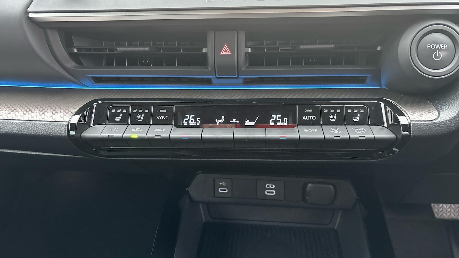 Used Toyota Prius 2024 for sale - 76823397: Photo 25