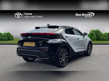 Used Toyota C-HR 2023 for sale - 75927299: Photo