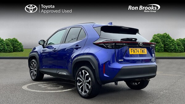 Used Toyota Yaris Cross 2024 for sale - 76137816: Photo 4