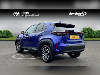 Used Toyota Yaris Cross 2024 for sale - 76137816: Photo 4