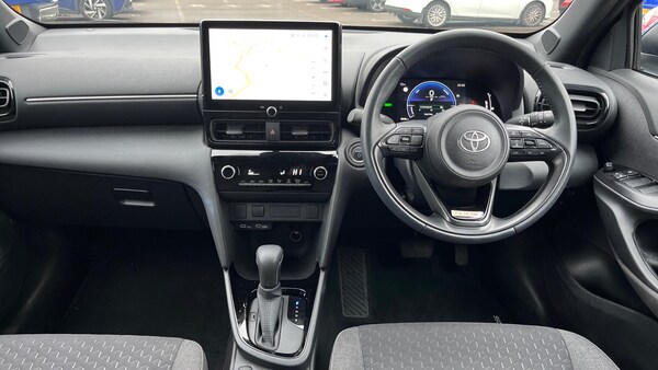 Used Toyota Yaris Cross 2024 for sale - 76137816: Photo 5