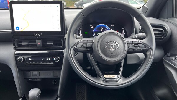 Used Toyota Yaris Cross 2024 for sale - 76137816: Photo 6