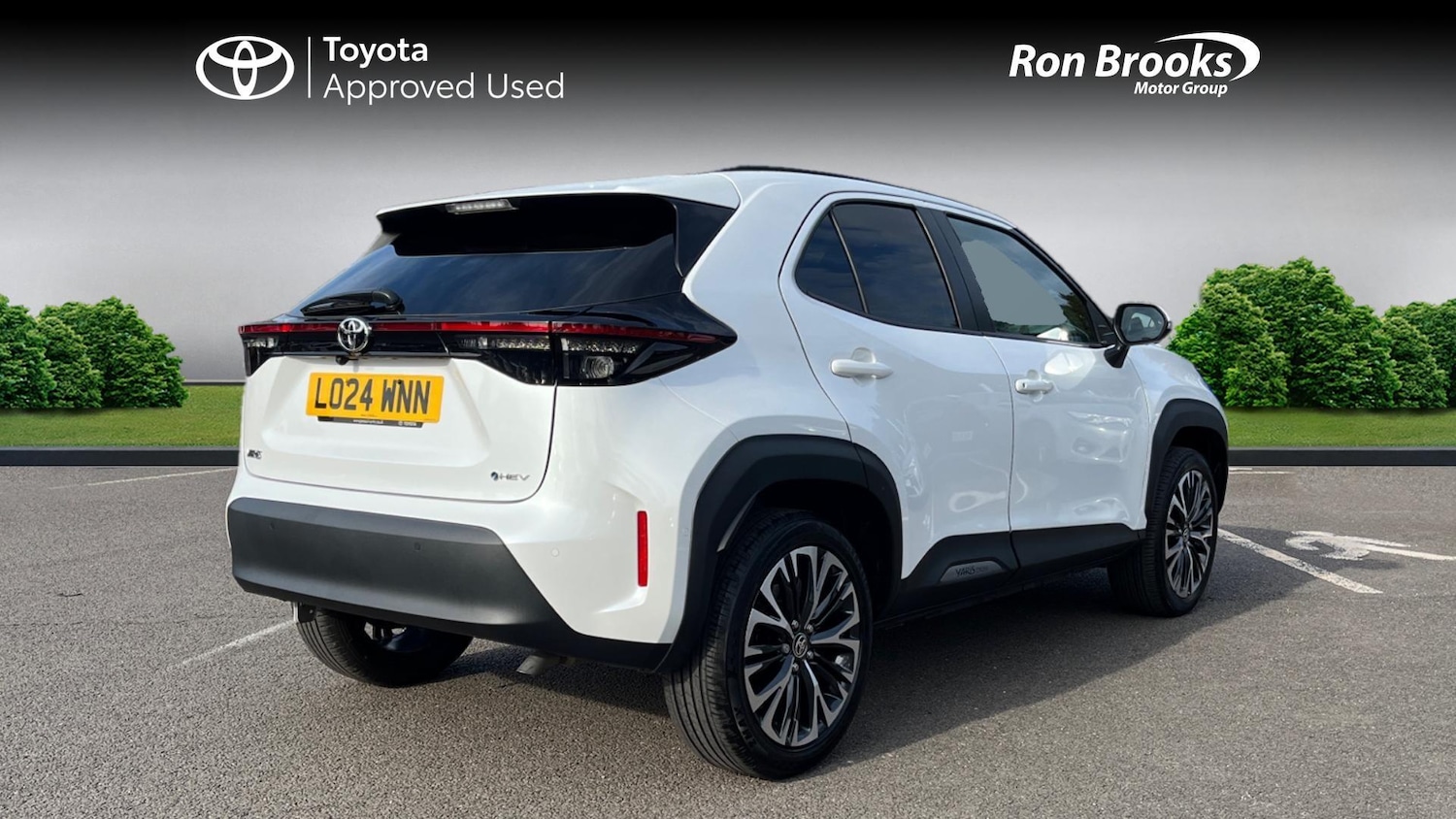 Used Toyota Yaris Cross 2024 for sale - 76121663: Photo 2