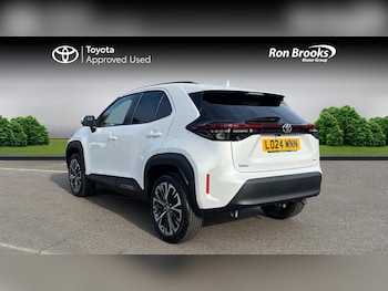 Used Toyota Yaris Cross 2024 for sale - 76121663: Photo 4