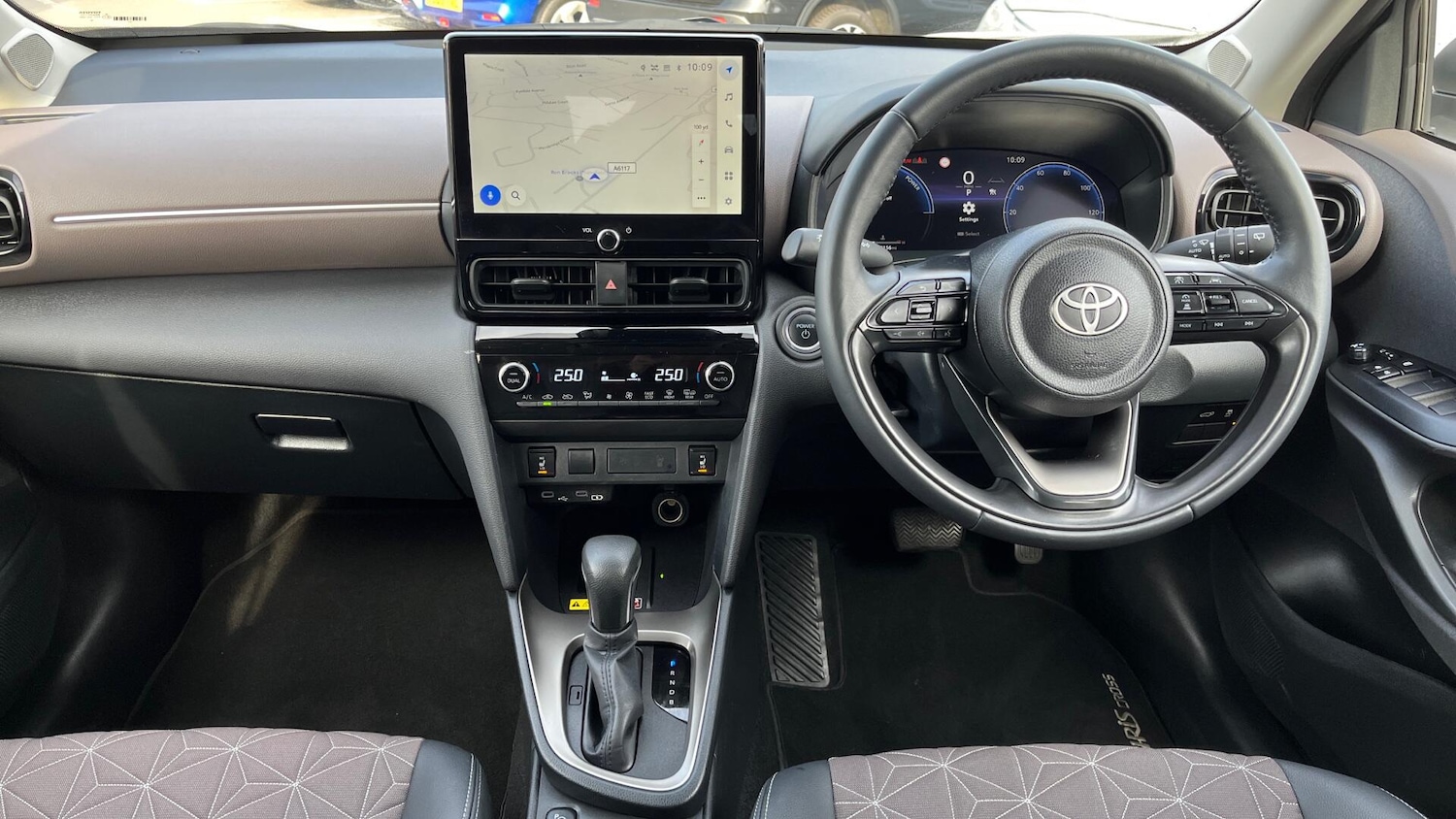Used Toyota Yaris Cross 2024 for sale - 76121663: Photo 5