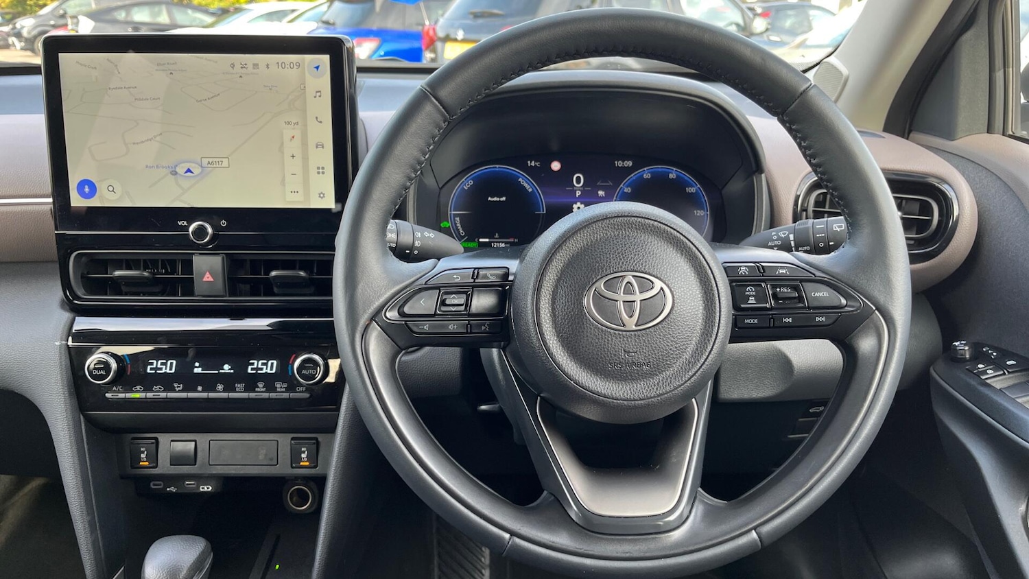 Used Toyota Yaris Cross 2024 for sale - 76121663: Photo 6