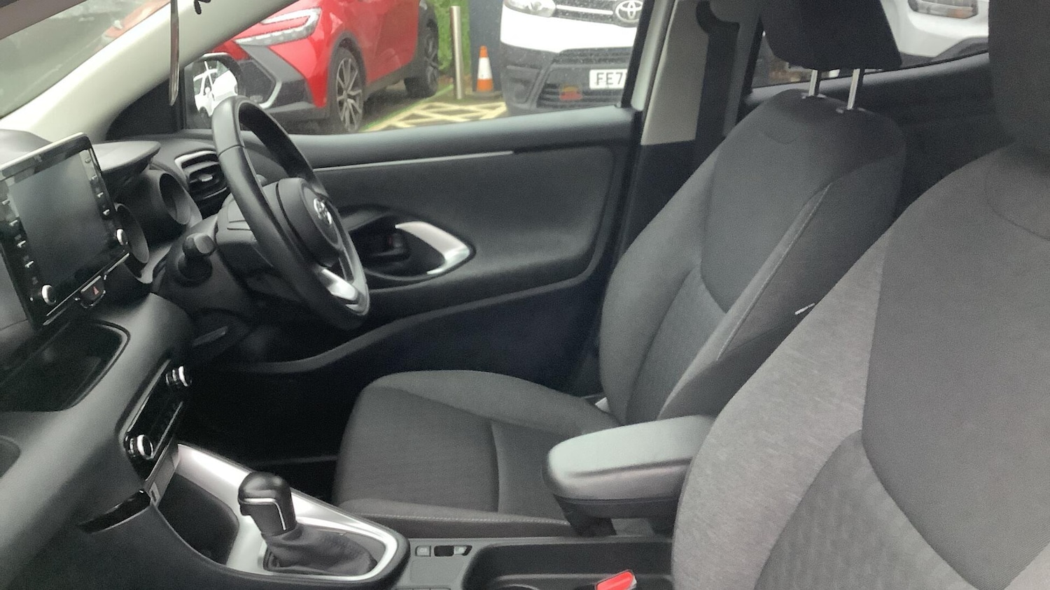 Used Toyota Yaris 2021 for sale - 77039777: Photo 10