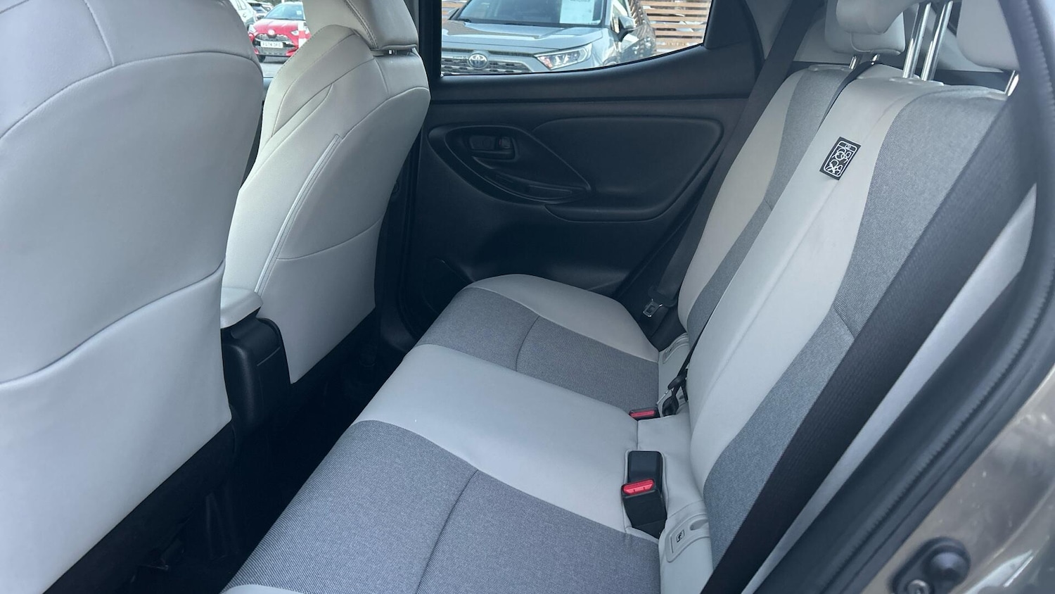 Used Toyota Yaris 2022 for sale - 76936666: Photo 13