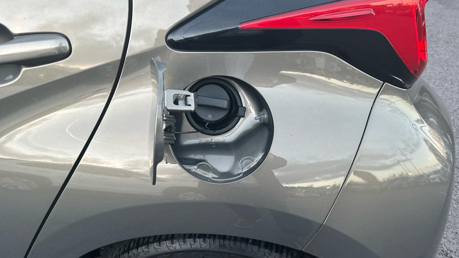 Used Toyota Yaris 2022 for sale - 76936666: Photo 20