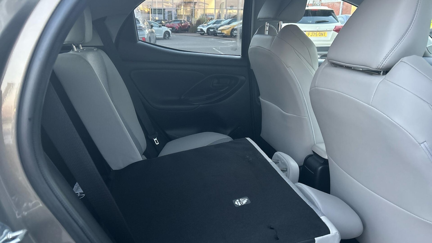 Used Toyota Yaris 2022 for sale - 76936666: Photo 23