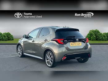 Used Toyota Yaris 2022 for sale - 76936666: Photo