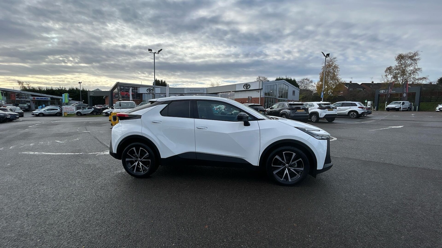 Used Toyota C-HR 2024 for sale - 76824389: Photo 16