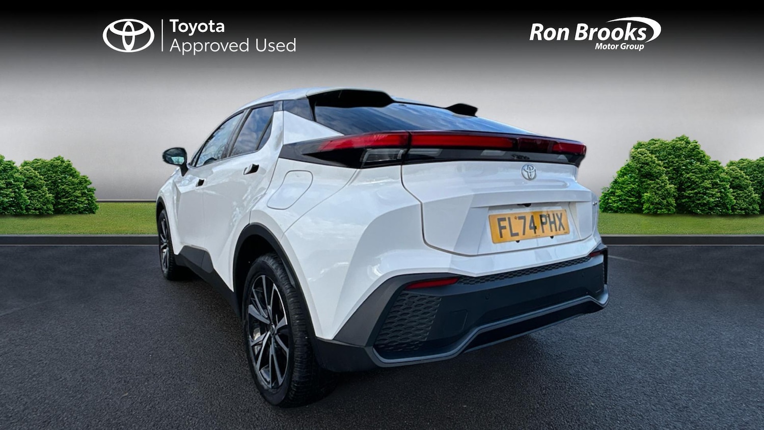 Used Toyota C-HR 2024 for sale - 76824389: Photo 4