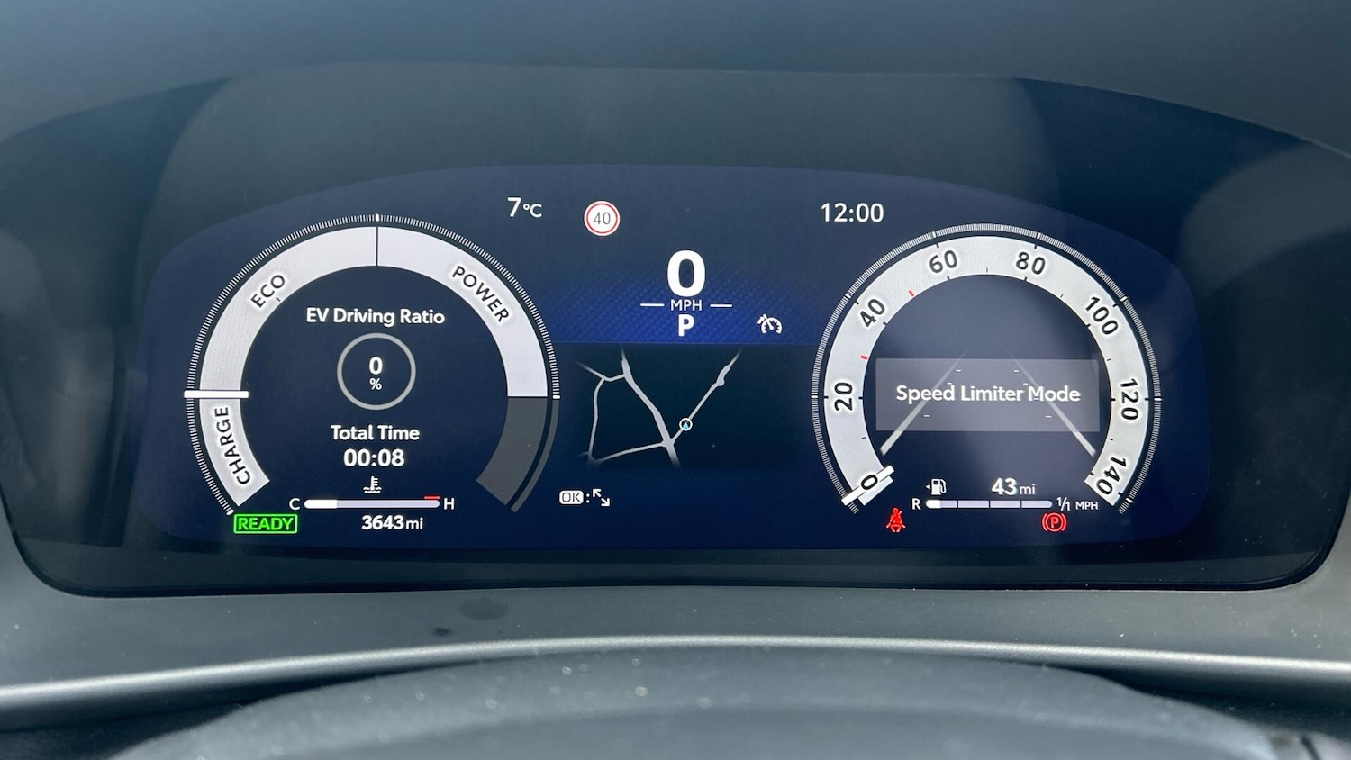 Used Toyota C-HR 2024 for sale - 76824389: Photo 9