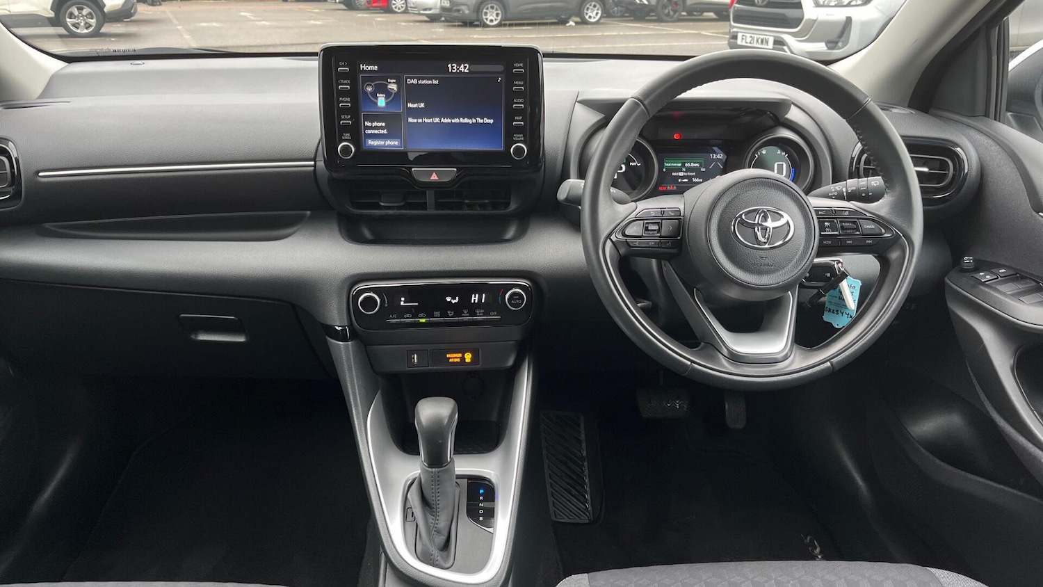 Used Toyota Yaris 2023 for sale - 76735114: Photo 5