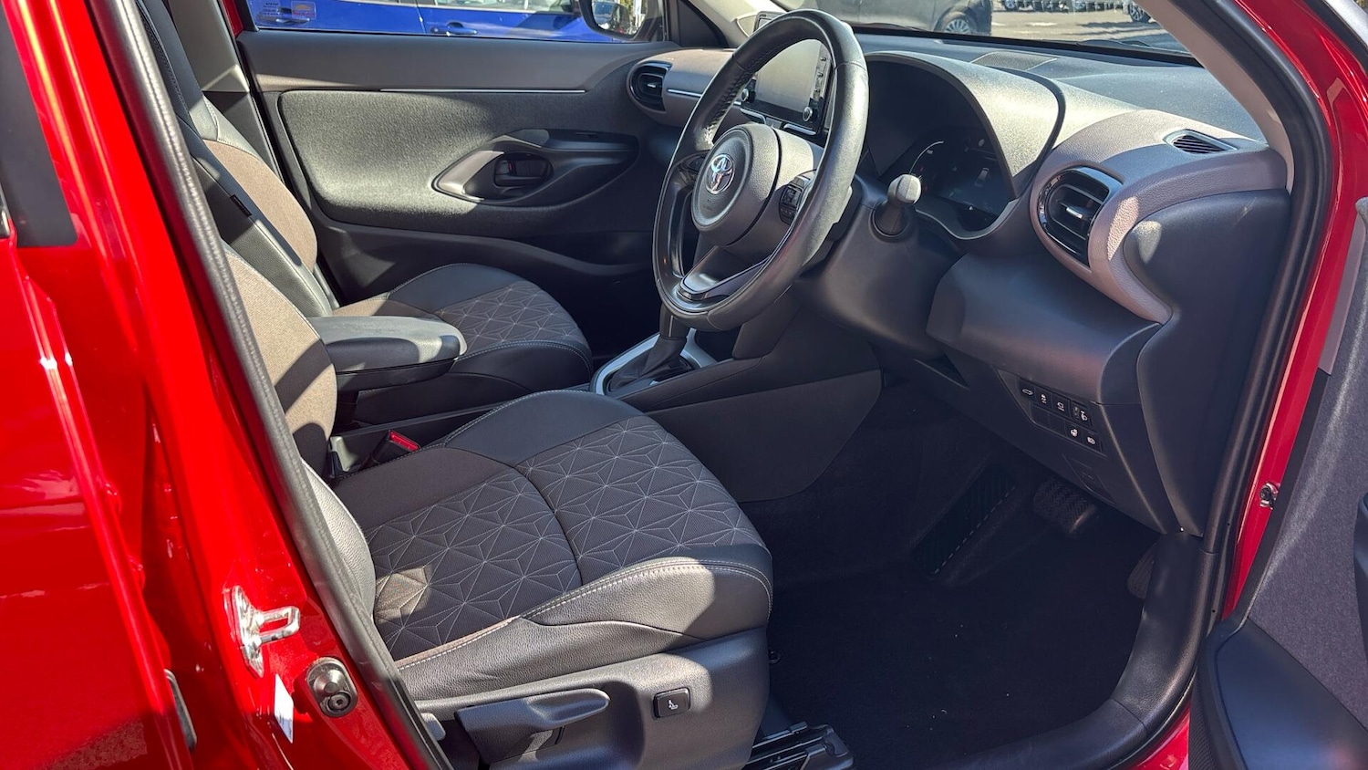 Used Toyota Yaris Cross 2022 for sale - 76059791: Photo 11