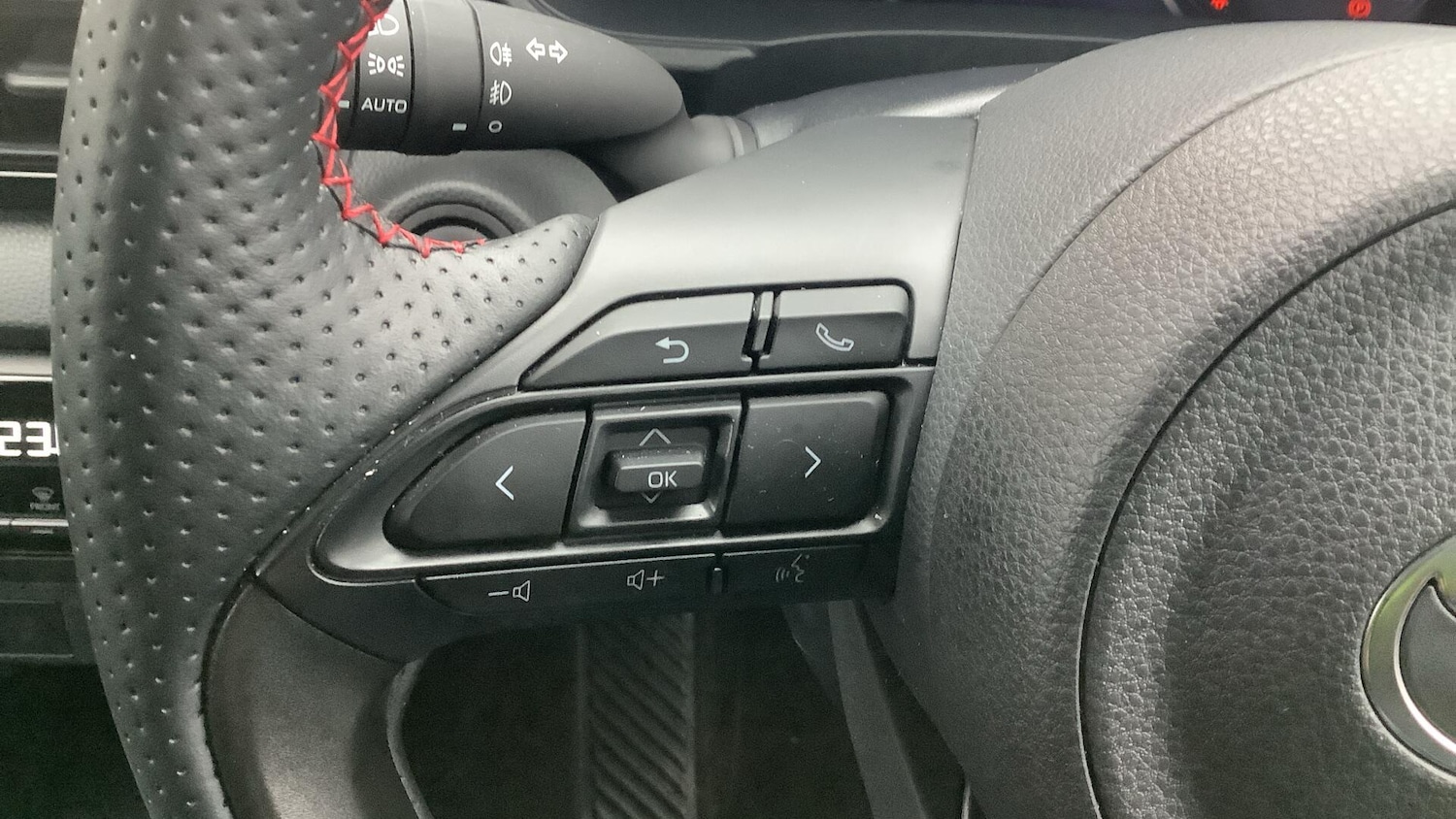 Used Toyota Yaris 2024 for sale - 76824940: Photo 21