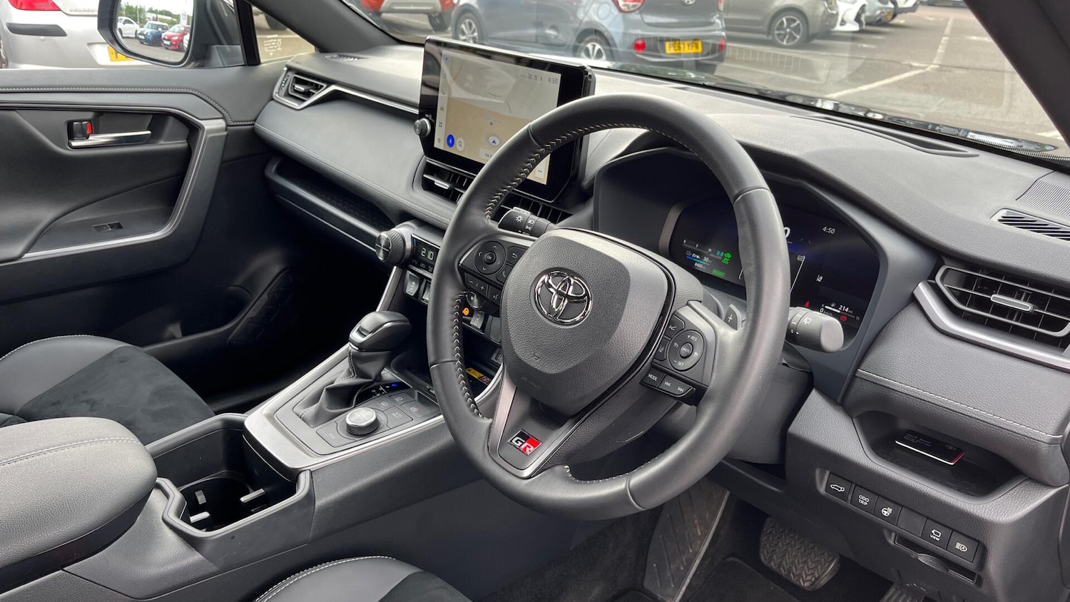 Used Toyota RAV4 2024 for sale - 76138106: Photo 23