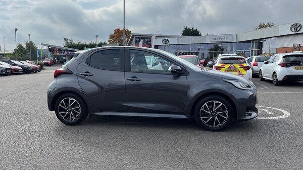 Used Toyota Yaris 2022 for sale - 76138367: Photo 16