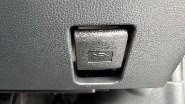 Used Toyota Yaris 2022 for sale - 76138367: Photo 21