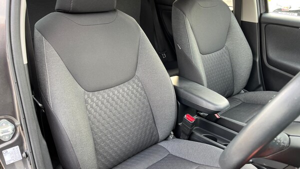Used Toyota Yaris 2022 for sale - 76138367: Photo 25
