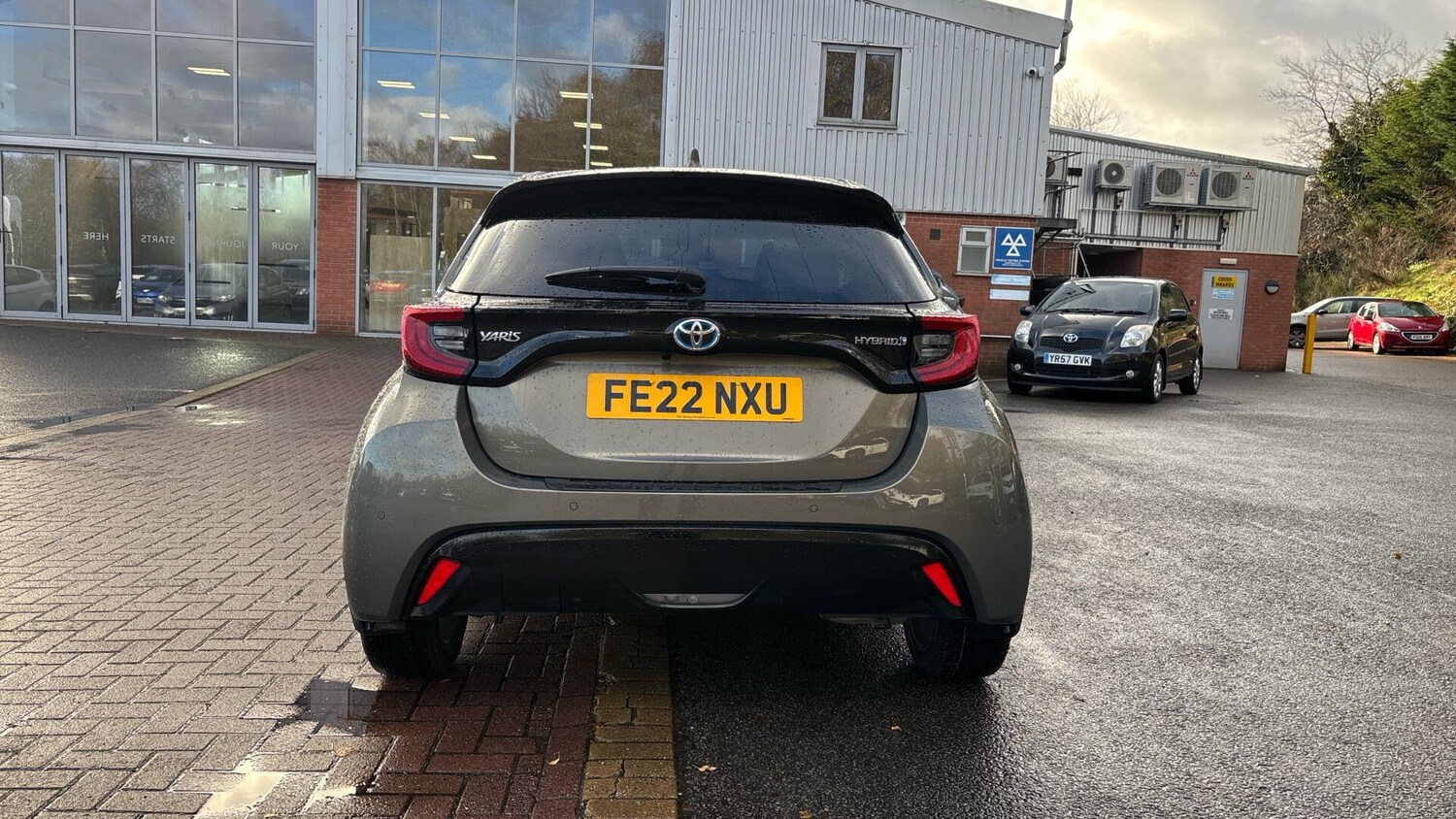 Used Toyota Yaris 2022 for sale - 76735309: Photo 19