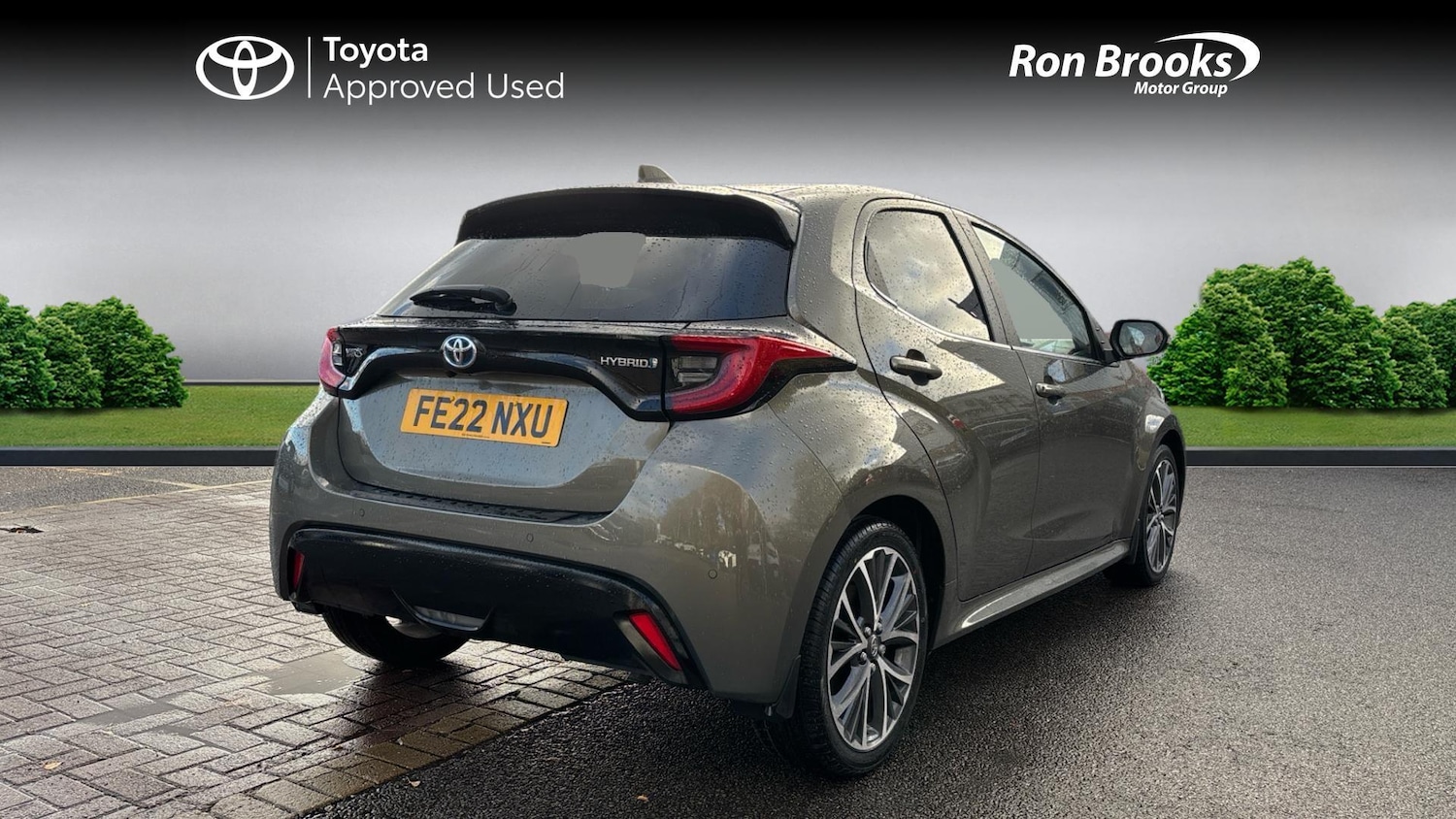 Used Toyota Yaris 2022 for sale - 76735309: Photo 2